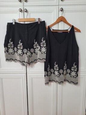 TU Premium collection embroidered Eylet set L